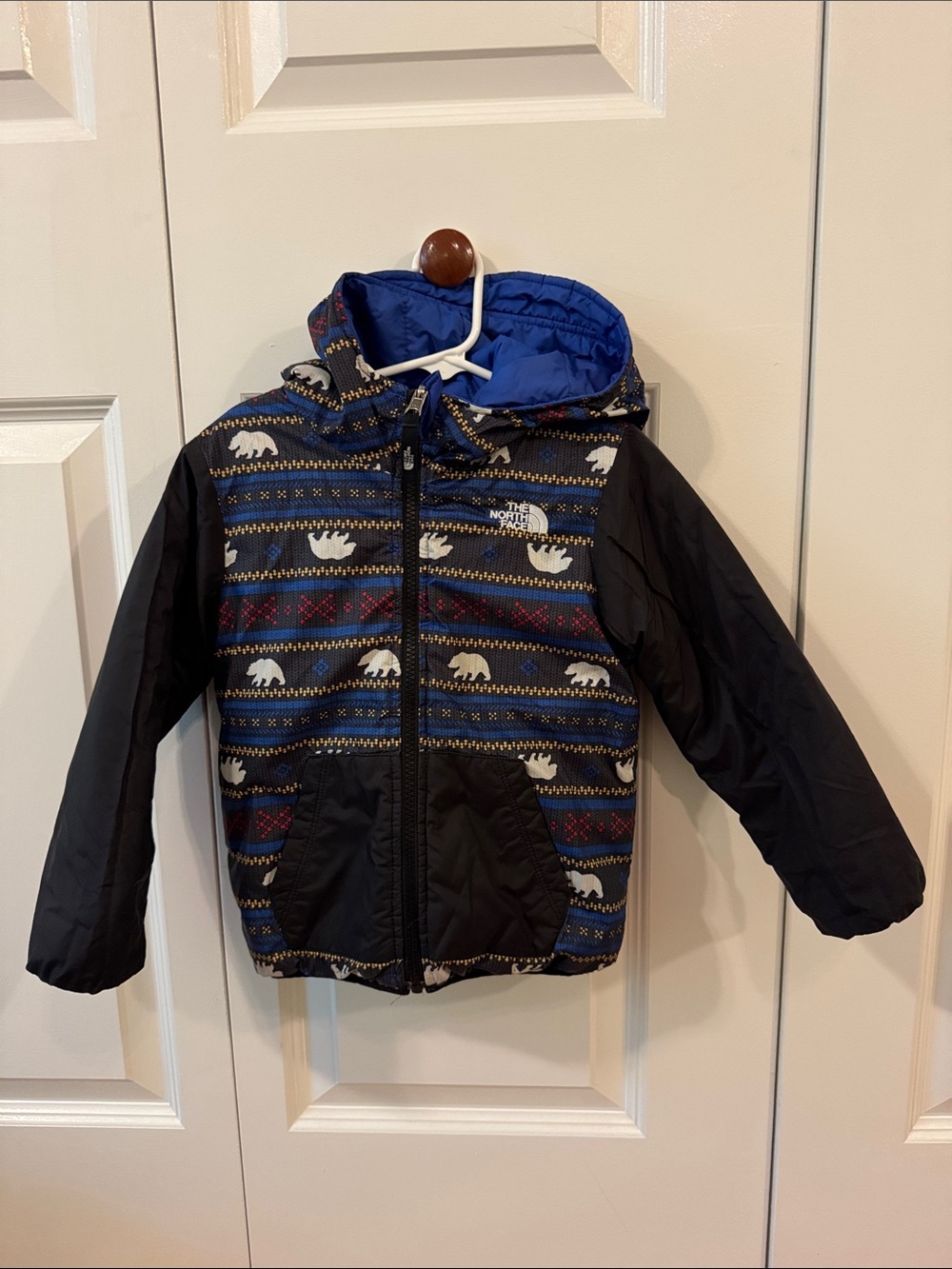 The North Face Kids Blue & Black Polar Bear Pattern Puffer Jacket Reversible!